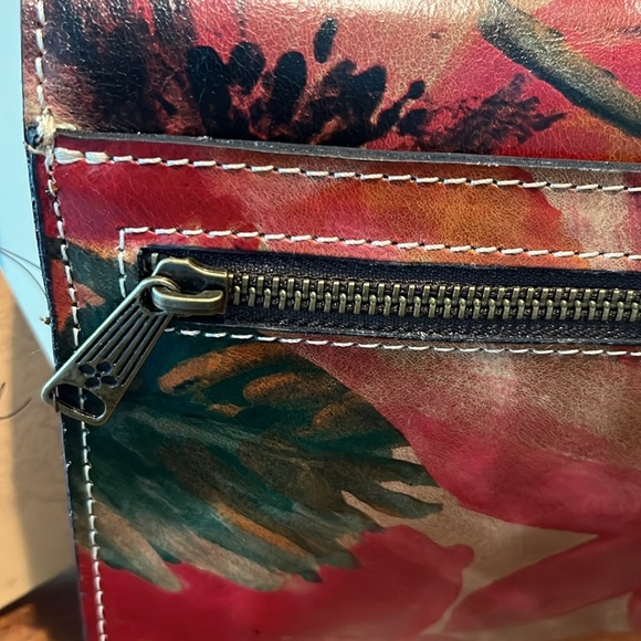 Patricia Nash Crossbody  Shoulder bag NWT Floral multicolored hand painted print - Picture 9 of 13